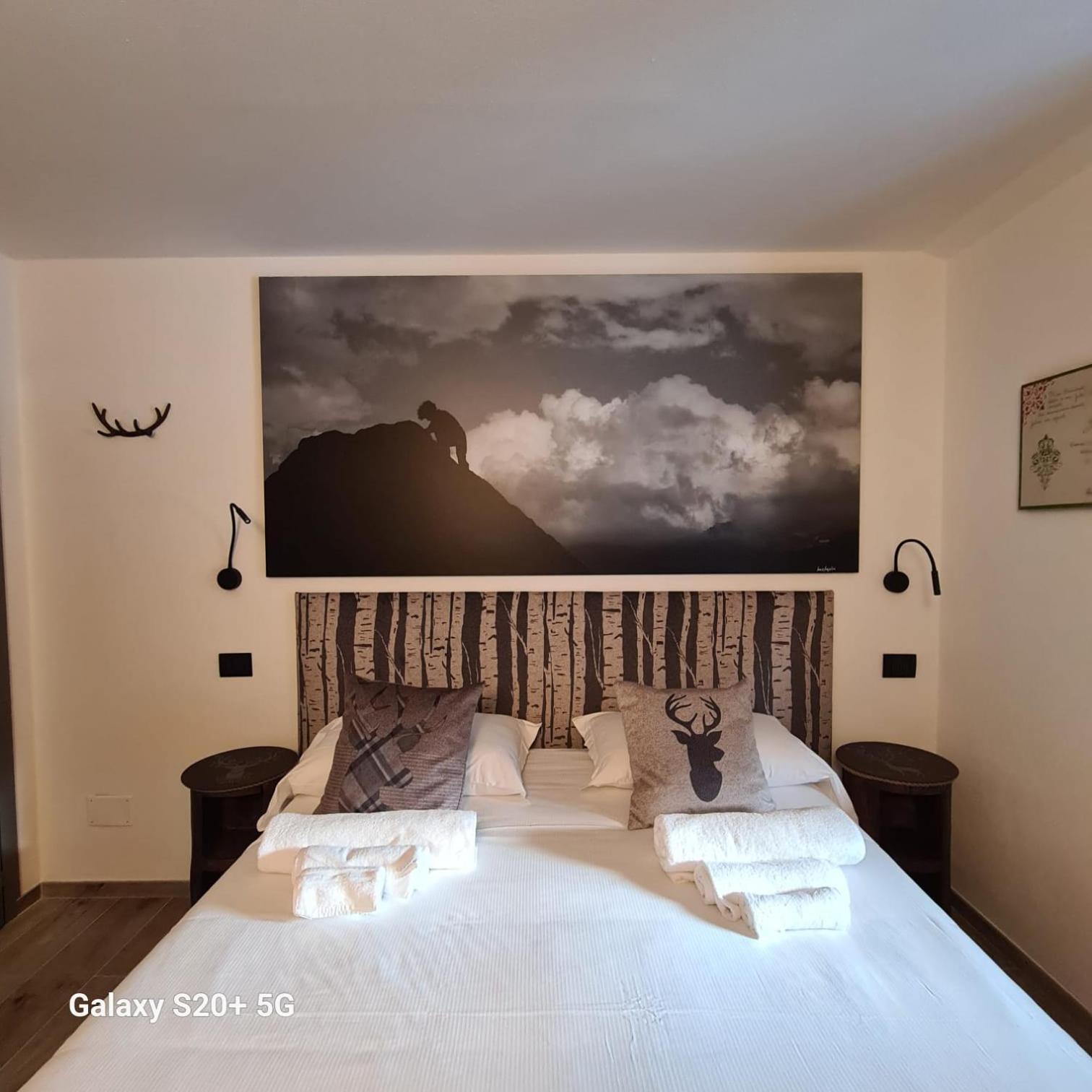 Hotel Dente Del Gigante Courmayeur Exteriör bild