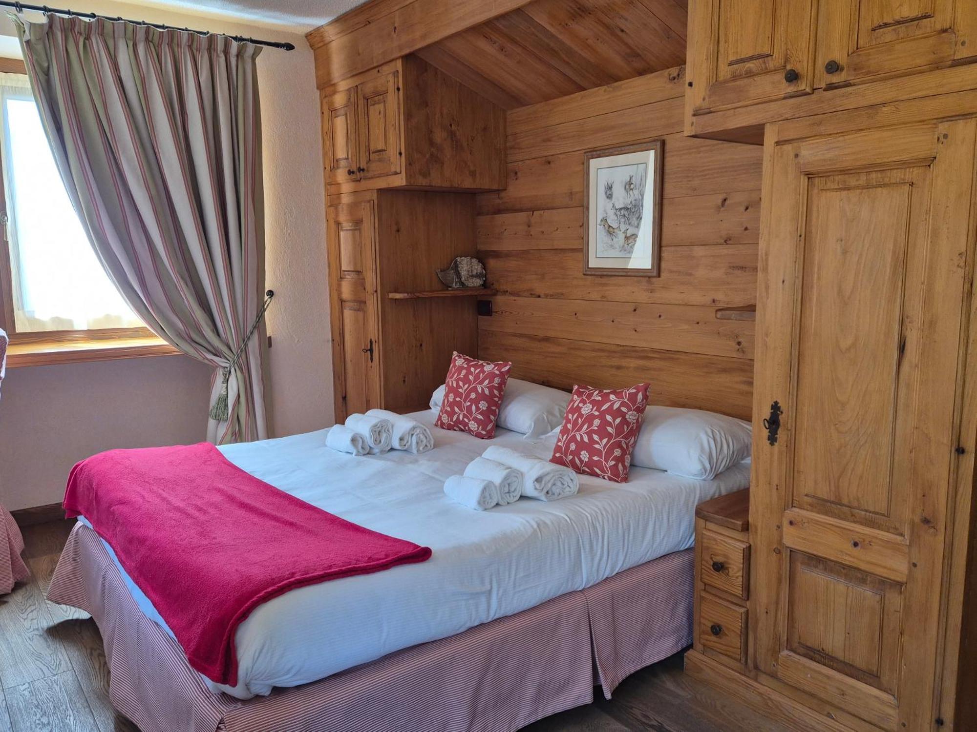 Hotel Dente Del Gigante Courmayeur Exteriör bild